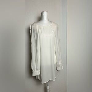NEW MIILLA Elegant Women's Cream Blouse SIZE M